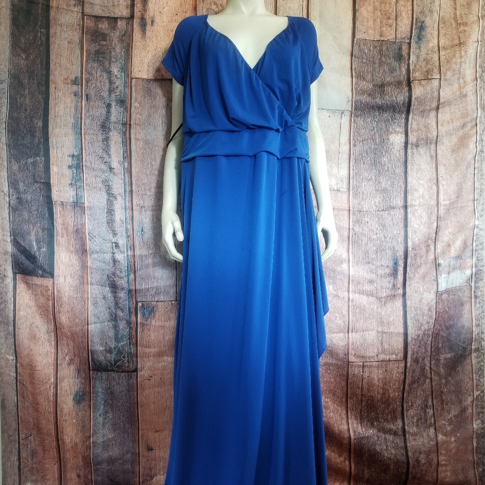 IGIGI WOMENS DRESS PLUS SIZE SLEEVELESS